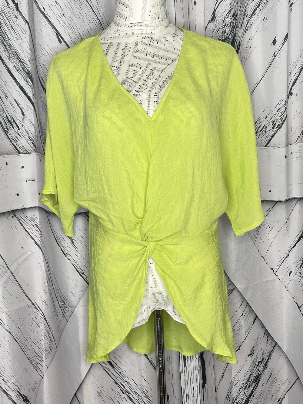 Soho New York & Co Lime Yellow Twist Front Tunic Small